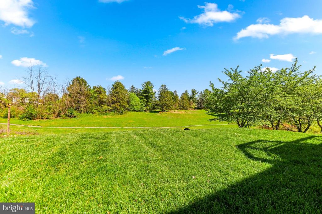 Image 49 of property listing at 6956 FAIR LN, New Market, MD 21774