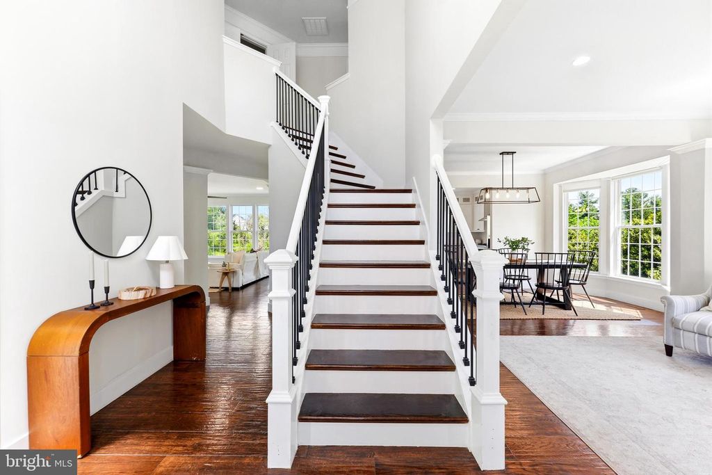 Image 5 of property listing at 6956 FAIR LN, New Market, MD 21774