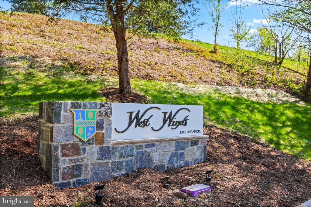 Image 52 of property listing at 6956 FAIR LN, New Market, MD 21774