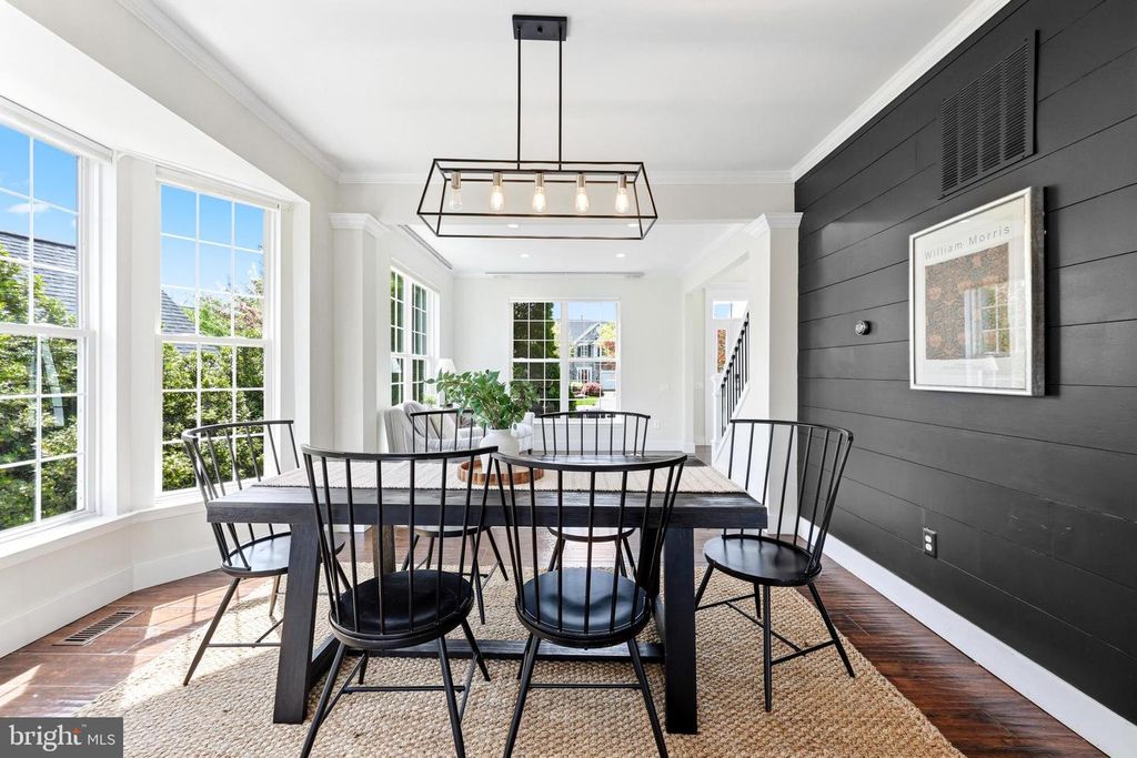 Image 9 of property listing at 6956 FAIR LN, New Market, MD 21774