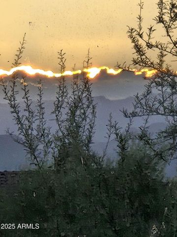 13022 N MOUNTAINSIDE Drive B, Fountain Hills, AZ 85268