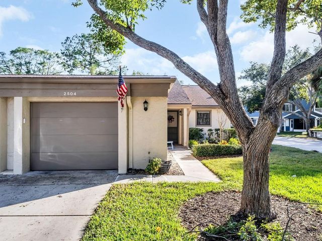 2504 OAK CIRCLE, Tarpon Springs, FL 34689