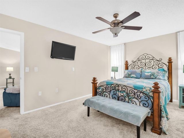 2504 OAK CIRCLE, Tarpon Springs, FL 34689