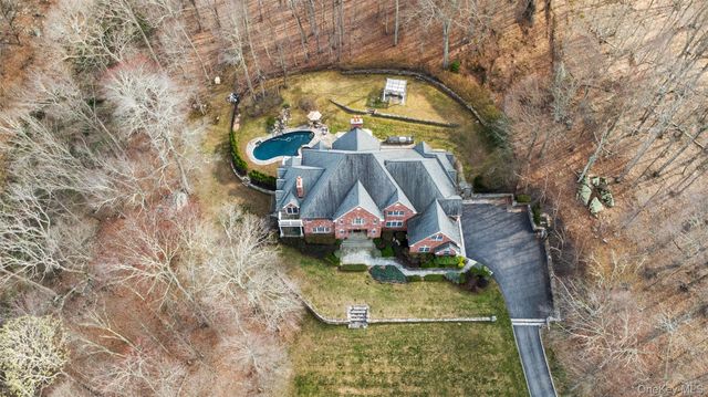 241 N Salem Road, Waccabuc, NY 10597
