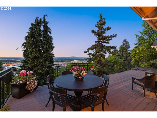550 Nw ALPINE Ter, Portland, OR 97210
