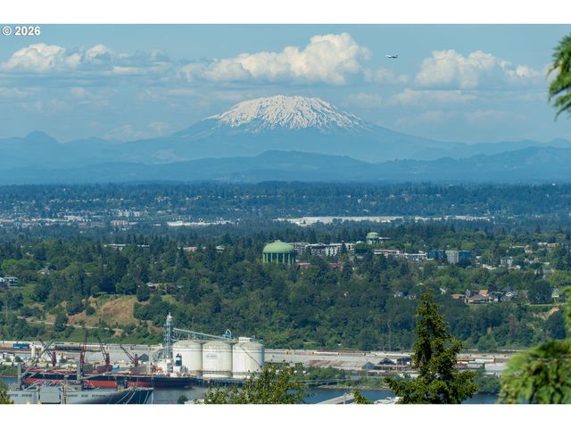 550 Nw ALPINE Ter, Portland, OR 97210