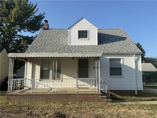 21051 Nicholas Avenue, Euclid, OH 44123