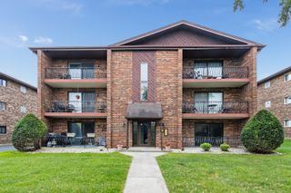 7925 Paxton Avenue 1A, Tinley Park, IL 60477