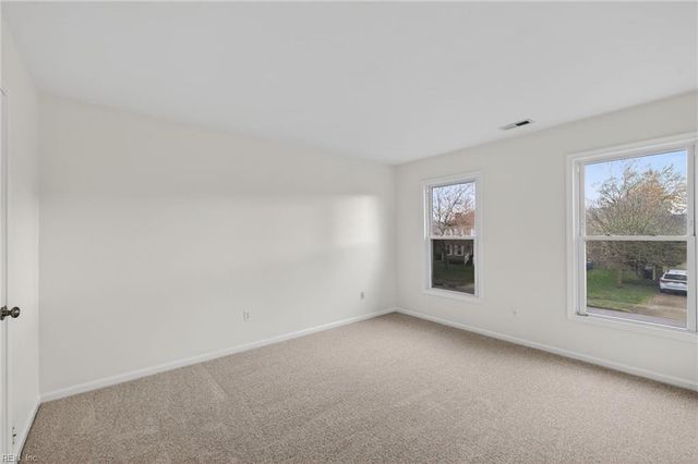 1825 Summerhedge CLS, Virginia Beach, VA 23456