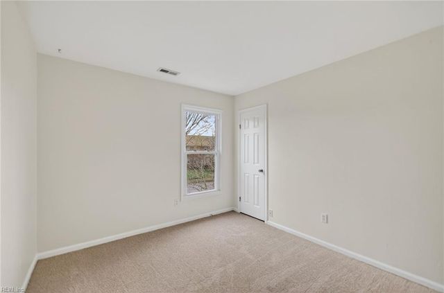 1825 Summerhedge CLS, Virginia Beach, VA 23456