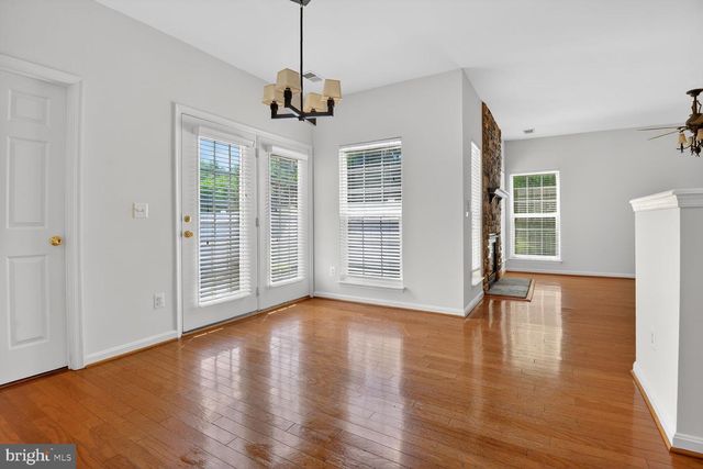 21429 HUMBOLT SQ, Ashburn, VA 20147
