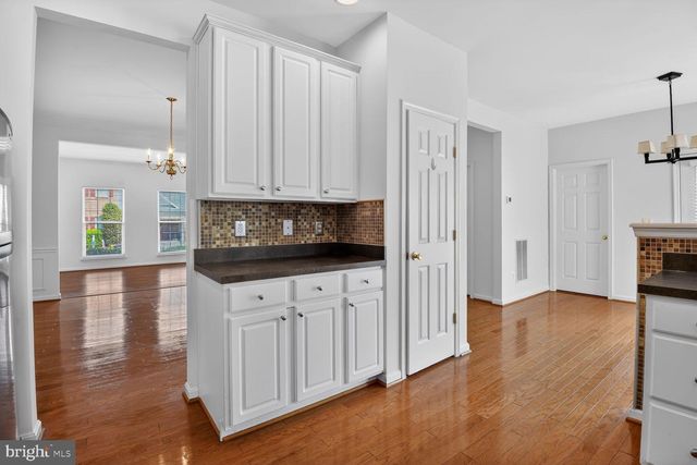 21429 HUMBOLT SQ, Ashburn, VA 20147