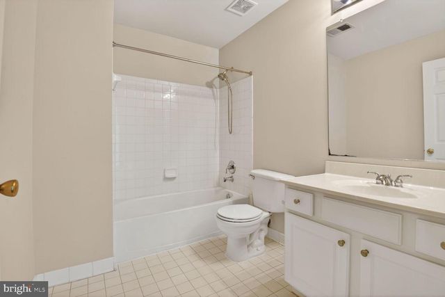 21429 HUMBOLT SQ, Ashburn, VA 20147