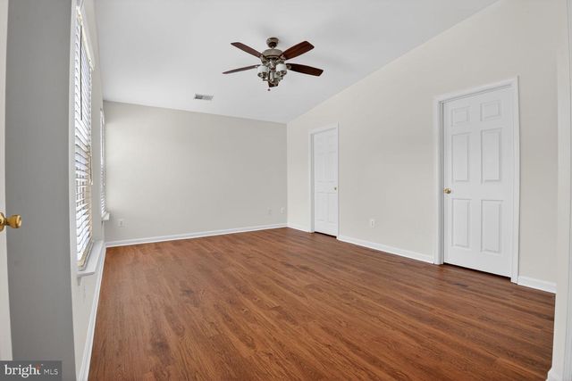 21429 HUMBOLT SQ, Ashburn, VA 20147