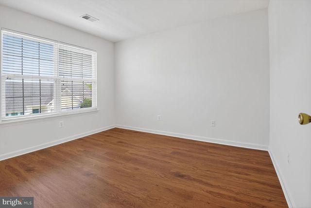 21429 HUMBOLT SQ, Ashburn, VA 20147
