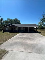 1073 W C 48, Bushnell, FL 33513