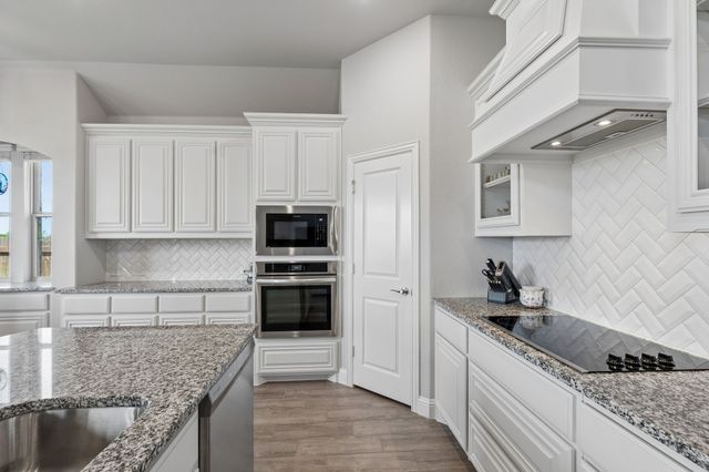 645 Winters Drive, Waxahachie, TX 75165