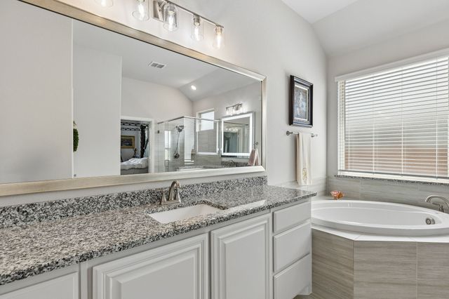 645 Winters Drive, Waxahachie, TX 75165