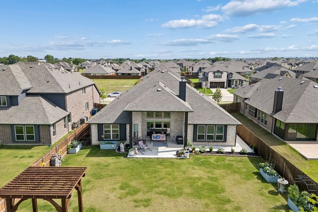 645 Winters Drive, Waxahachie, TX 75165
