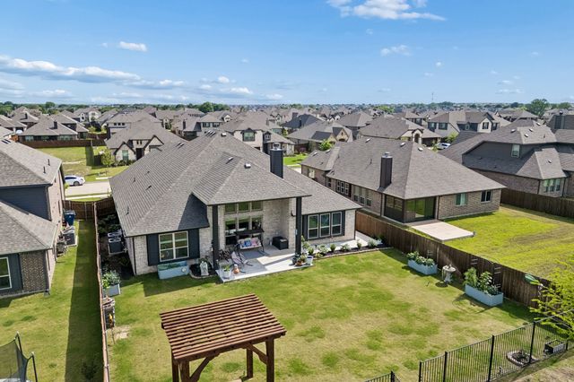 645 Winters Drive, Waxahachie, TX 75165
