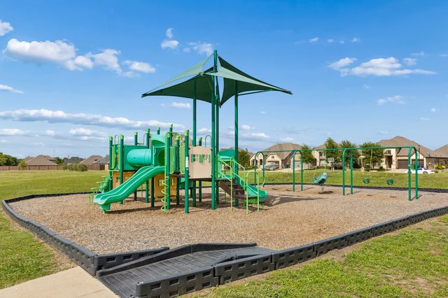 645 Winters Drive, Waxahachie, TX 75165