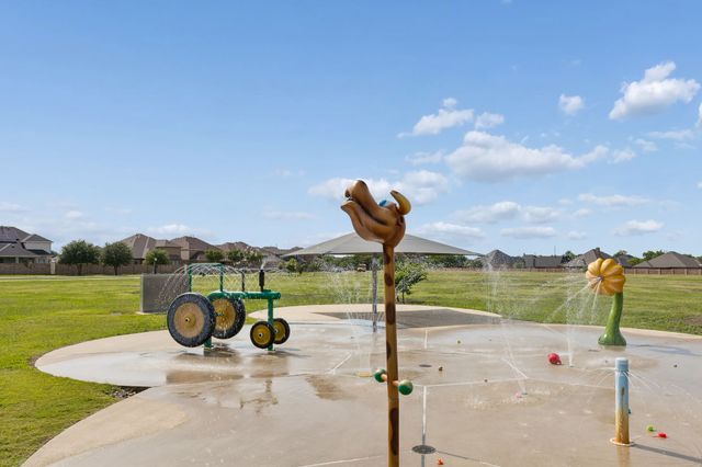 645 Winters Drive, Waxahachie, TX 75165