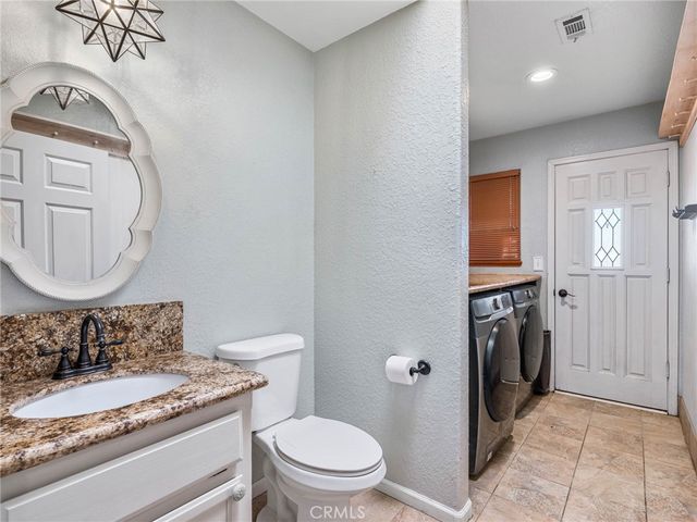 12190 Mission, Oak Hills, CA 92344