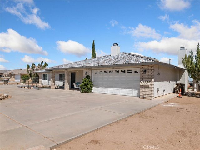 12190 Mission, Oak Hills, CA 92344