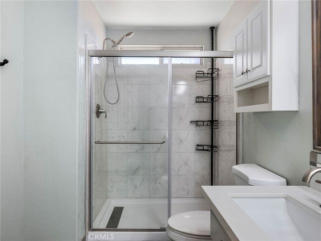 12190 Mission, Oak Hills, CA 92344