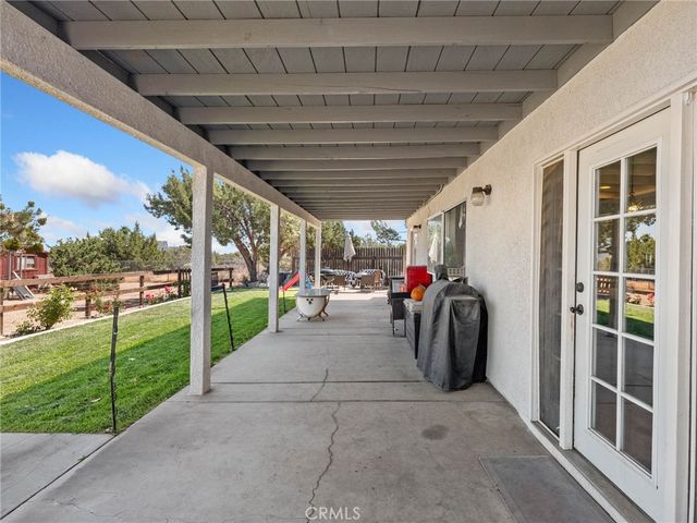 12190 Mission, Oak Hills, CA 92344