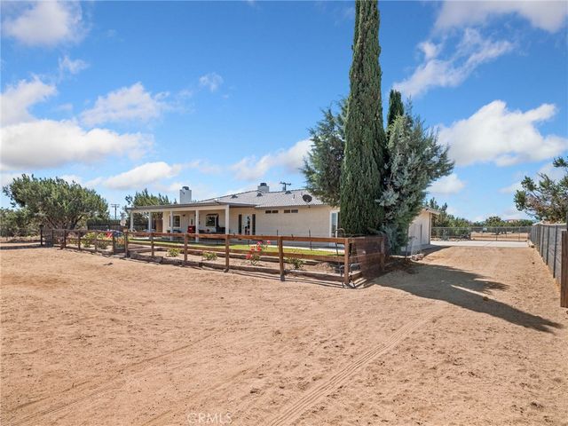 12190 Mission, Oak Hills, CA 92344