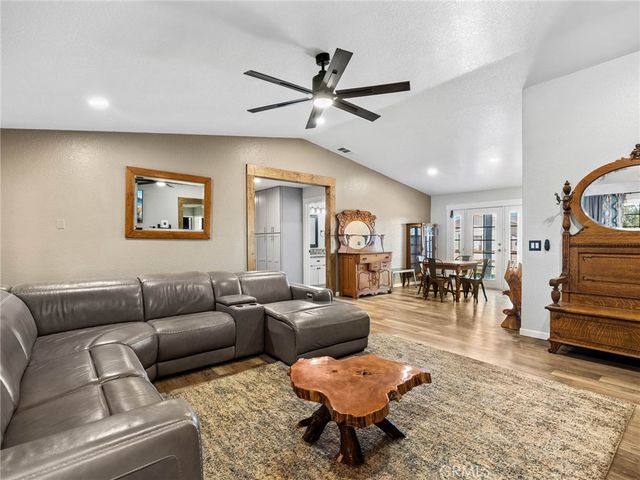 12190 Mission, Oak Hills, CA 92344