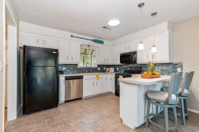 32075 Felts Lane, Afton, OK 74331