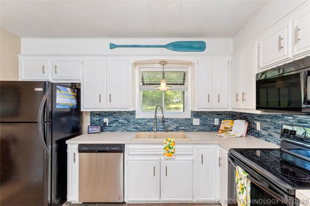 32075 Felts Lane, Afton, OK 74331