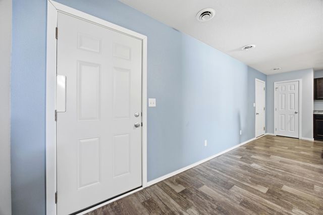 4304 Estate Drive S, Fargo, ND 58104