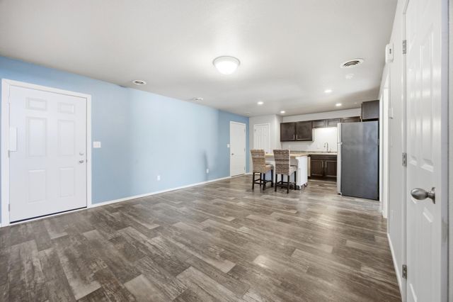 4304 Estate Drive S, Fargo, ND 58104