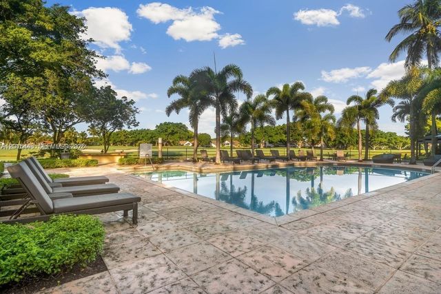 5555 N Military Trl Corsican, Boca Raton, FL 33496