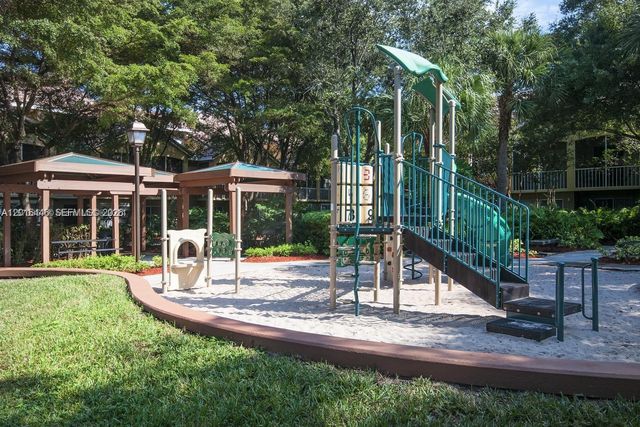 5555 N Military Trl Corsican, Boca Raton, FL 33496