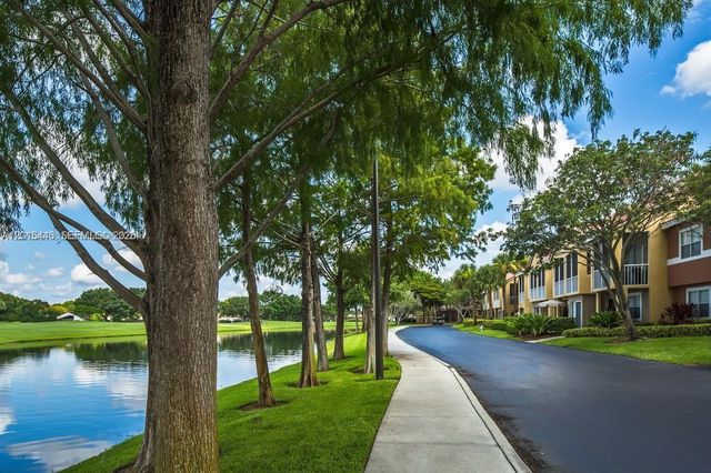 5555 N Military Trl Corsican, Boca Raton, FL 33496