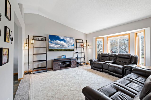 1091 Meadow Street, Cologne, MN 55322