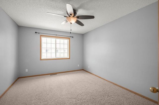 815 Ferdinand Drive, Shakopee, MN 55379