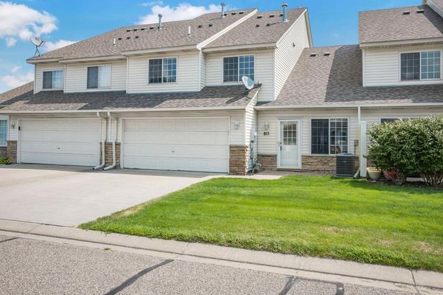 815 Ferdinand Drive, Shakopee, MN 55379