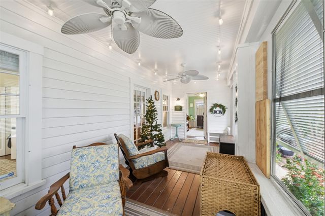 117 S Palmway, Lake Worth Beach, FL 33460