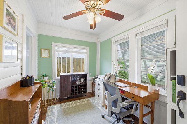 117 S Palmway, Lake Worth Beach, FL 33460