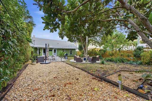 117 S Palmway, Lake Worth Beach, FL 33460