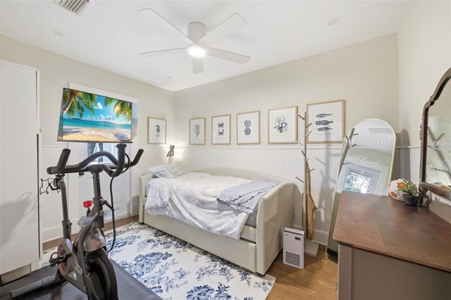 117 S Palmway, Lake Worth Beach, FL 33460