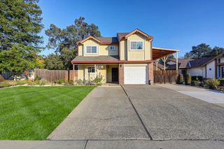 9552 Dunkerrin Way, Elk Grove, CA 95758