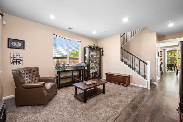 4811 Copper Sunset Way, Rancho Cordova, CA 95742