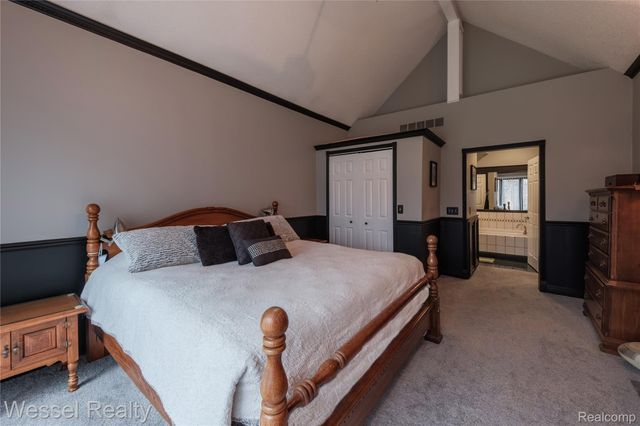 49112 White Mill Drive, Shelby Charter Township, MI 48317