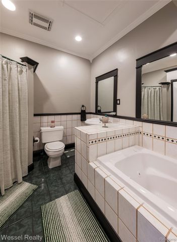 49112 White Mill Drive, Shelby Charter Township, MI 48317